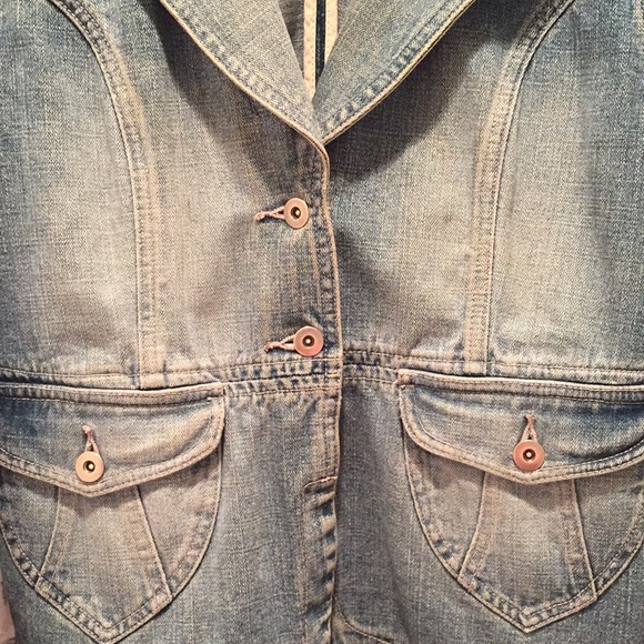 Jean jacket - Picture 2 of 4